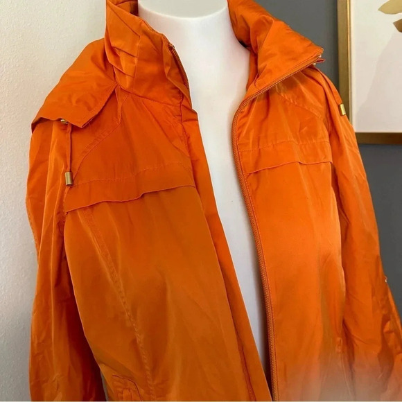 Rainforest Packable Travel Hooded Rain Coat Orange w/ Gold Accents size Medium - Picture 3 of 10